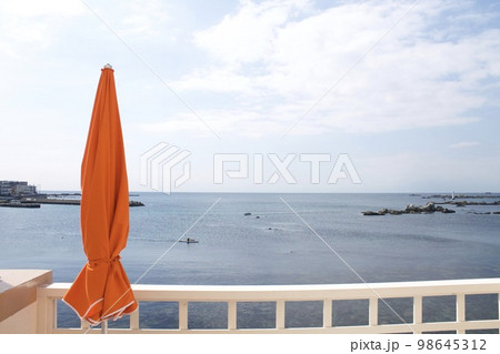 葉山の海 98645312