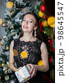 Portrait of a alluring woman 98645547
