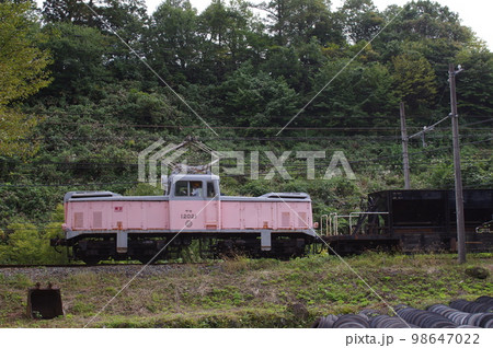 富山地方鉄道 有峰口付近 デキ12021サイド 富山地方鉄道 有峰口付近 デキ12021サイド 98647022