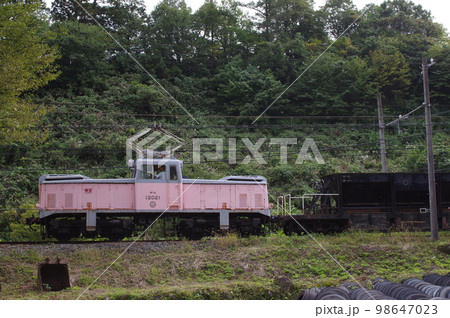 富山地方鉄道 有峰口付近 デキ12021サイド 98647023