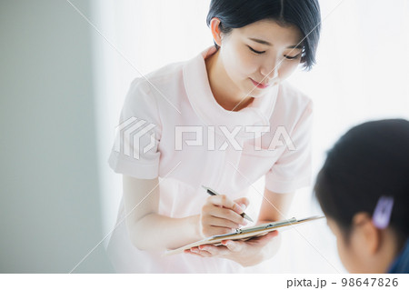 小児科イメージ 小児科イメージ 98647826