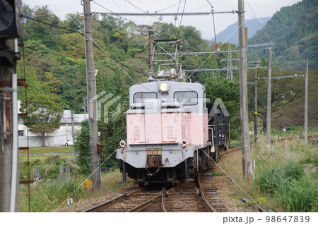 富山地方鉄道 有峰口駅 工事列車デキ12021 富山地方鉄道 有峰口駅 工事列車デキ12021 98647839