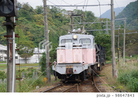 富山地方鉄道 有峰口駅 工事列車デキ12021 富山地方鉄道 有峰口駅 工事列車デキ12021 98647843