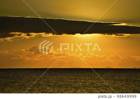 日の出の風景 98649999