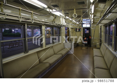 宇部線 クモハ123-6の車内 宇部線 クモハ123-6の車内 98651788