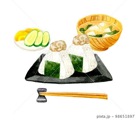シーチキンマヨのおにぎり・味噌汁・漬け物　日本の朝食セット　和食の手描き水彩イラスト素材 98651897
