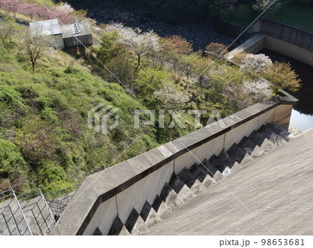萱瀬ダム（かやぜダム：長崎県大村市） 98653681