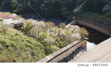 萱瀬ダム（かやぜダム：長崎県大村市） 98653682