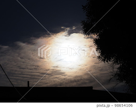 幻想的な空 98654106