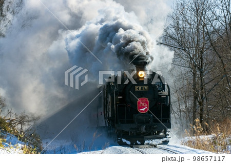 SL冬の湿原号の疾走　2023年 98657117