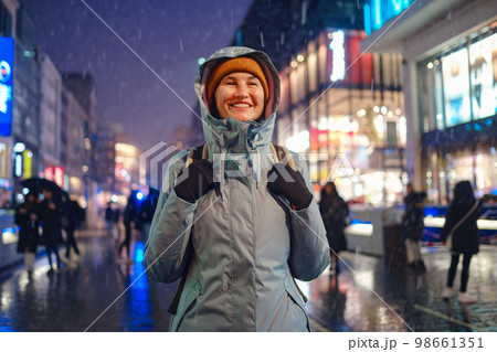 snowfall woman city christmas outside 98661351
