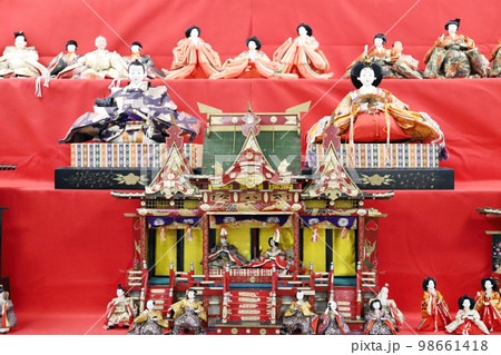 越前大野 ひな祭り(福井県 大野市 道の駅越前おおの荒島の郷) 越前大野 ひな祭り(福井県 大野市 道の駅越前おおの荒島の郷) 98661418