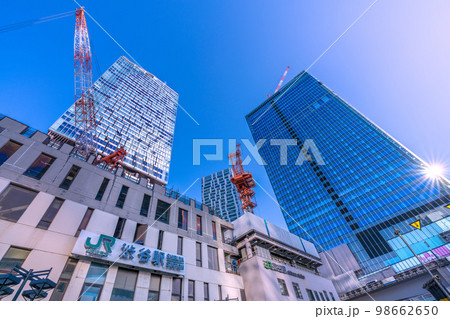 日本の東京都市景観 渋谷駅や桜丘口再開発（外観完成…）を望む=1月26日 98662650