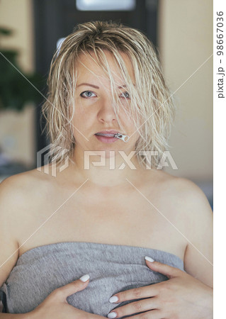 Beautiful half-naked woman with a zipper on her mouth 98667036