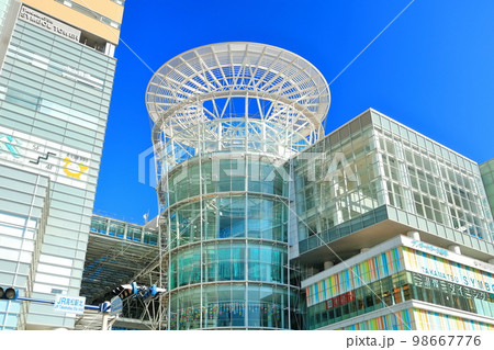 【香川県】サンポート高松(高松シンボルタワーとオリーブタワー) 98667776