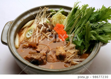 名古屋コーチンの味噌鍋 名古屋コーチンの味噌鍋 98677230