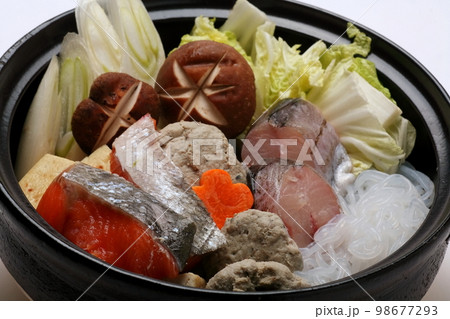 健康的で美味しい海鮮鍋 健康的で美味しい海鮮鍋 98677293