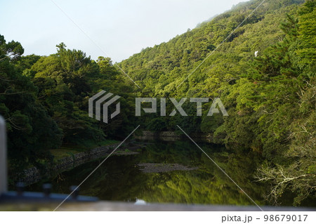 伊勢神宮、いせじんぐう、日本、三重県、伊勢、神社、神宮、じんぐう、天照坐皇大御神、あまてらしますすめ 98679017