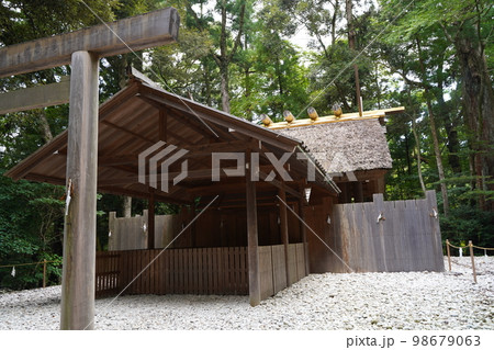 伊勢神宮、いせじんぐう、日本、三重県、伊勢、神社、神宮、じんぐう、天照坐皇大御神、あまてらしますすめ 98679063