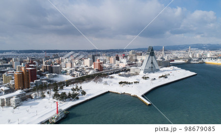 ［青森県］冬の青森市　 98679085