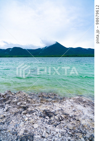 霊場恐山　恐山菩提寺　宇曽利湖（青森県むつ市） 98679612