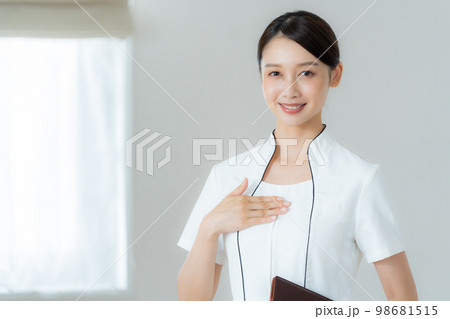 エステティシャン エステティシャン 98681515