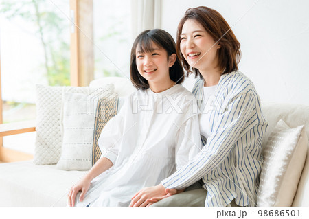 親子 母子 笑顔 親子 母子 笑顔 98686501