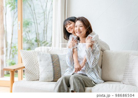 親子 母子 笑顔 親子 母子 笑顔 98686504