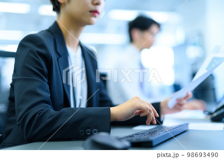 ビジネスイメージ ビジネスイメージ 98693490