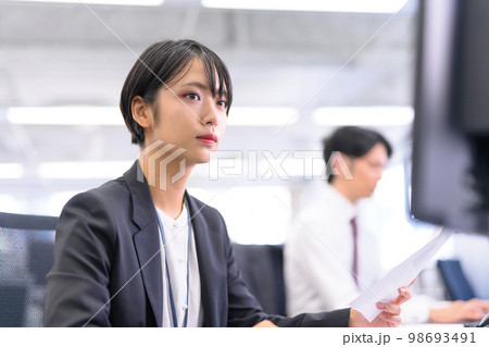 ビジネスイメージ ビジネスイメージ 98693491