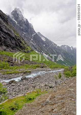 Beautiful norwegian fjord landscape - Andalsnes 98694834