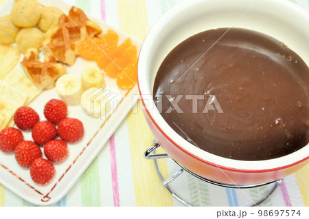 チョコフォンデュ 98697574