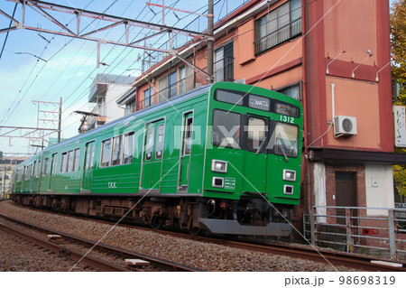 東急多摩川線を走行する1000系「緑の電車」_2022/12/11撮影 98698319