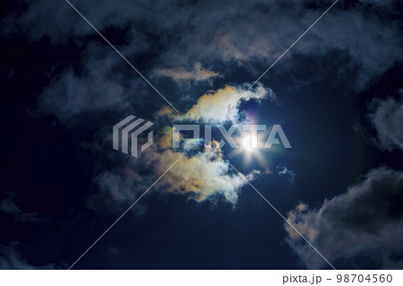 彩雲 98704560