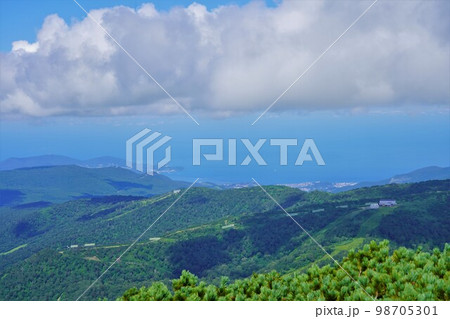 余市岳山頂からの小樽の街並み 98705301