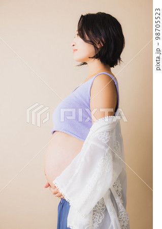 妊婦さん　マタニティ 98705523