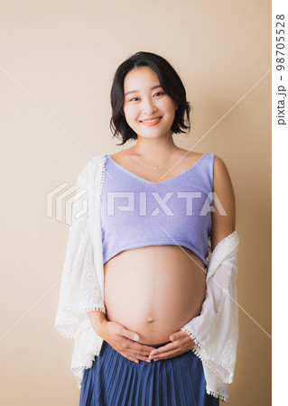 妊婦さん　マタニティ 98705528
