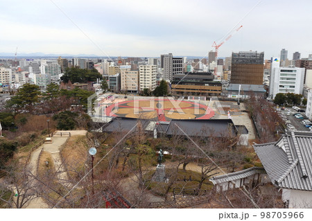 浜松城 天守台からの景色 市役所、ドラマ館方面 浜松城 天守台からの景色 市役所、ドラマ館方面 98705966