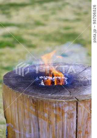 スウェーデントーチに点火 スウェーデントーチに点火 98706826