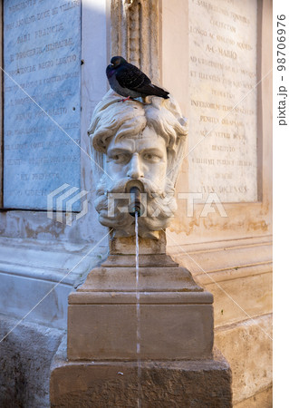 エクス・アン・プロバンス 98706976