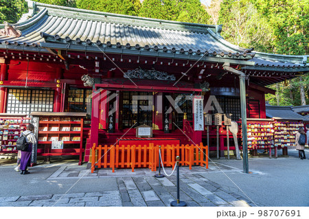 【神奈川県】豊かな自然に囲まれた箱根神社の本殿 98707691