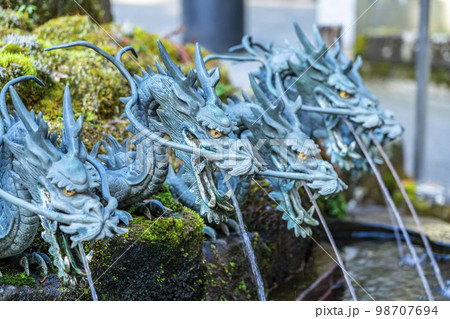 【神奈川県】九頭龍神社にある龍神水 【神奈川県】九頭龍神社にある龍神水 98707694