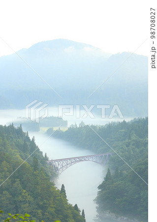 《福島県》只見線・絶景ローカル線 98708027