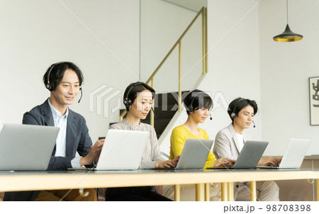 コールセンターのイメージ 98708398