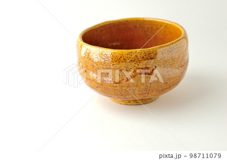 大樋焼き　飴釉の抹茶茶碗 98711079