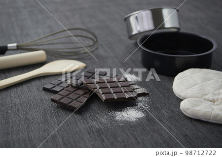 チョコ お菓子作り チョコ お菓子作り 98712722