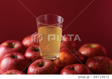 リンゴジュース リンゴジュース 98714672