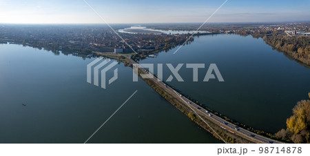 Scenic panorama aerial view of Mantua, Lombardy, Italy Scenic panorama aerial view of Mantua, Lombardy, Italy 98714878