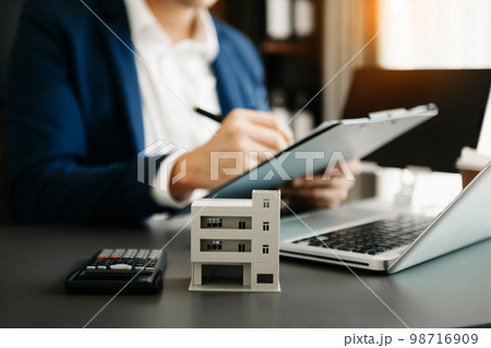 Hands On House Model , Small Toy House Small Mortgage Property insurance and concepts real estate.Salesman Hands On House Model , Small Toy House Small Mortgage Property insurance and concepts real Hands On House Model , Small Toy House Small Mortgage Property insurance and concepts real estate.Salesman Hands On House Model , Small Toy House Small Mortgage Property insurance and concepts real 98716909