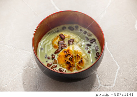おしるこ sweet red bean(adzuki) soup おしるこ sweet red bean(adzuki) soup 98721141